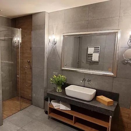 Ratuszova Stary Rynek Old Market Premium & Restaurant Ad 1954 Apartamento