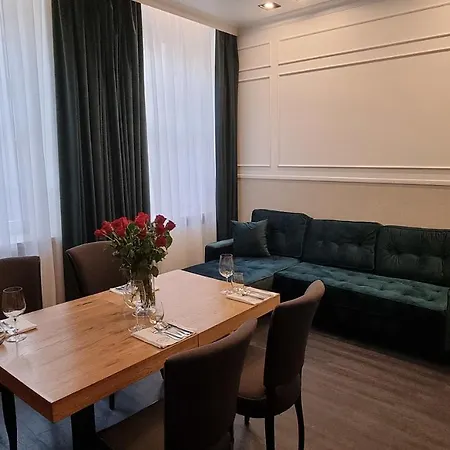 Ratuszova Stary Rynek Old Market Premium & Restaurant Ad 1954 Apartamento