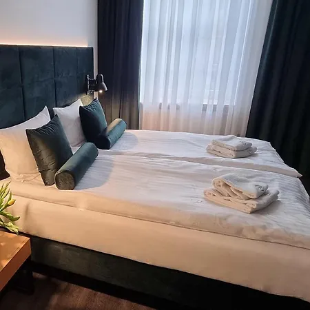 Ratuszova Stary Rynek Old Market Premium & Restaurant Ad 1954 Apartamento