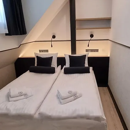 Apartamento Ratuszova Stary Rynek Old Market Premium & Restaurant Ad 1954