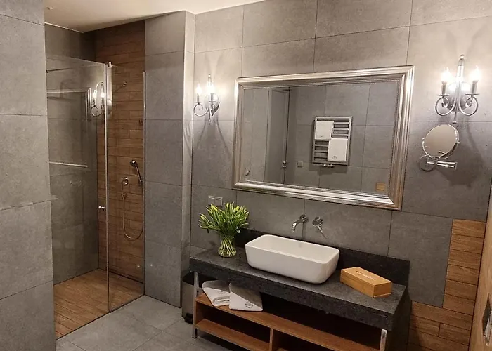 Ratuszova & Restaurant - Stary Rynek Old Market Appartement