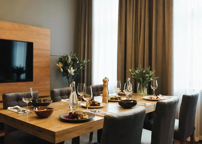 Ratuszova & Restaurant - Stary Rynek Old Market Appartement Poznań