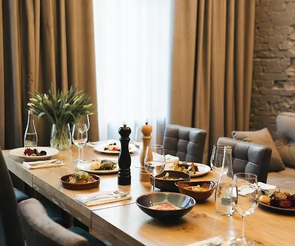 Ratuszova & Restaurant - Stary Rynek Old Market Appartement Poznań