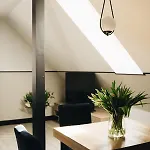 Stary Rynek Premium Apartments: Old Market Square Elegance
