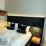 Stary Rynek Premium Apartments: Old Market Square Elegance Poznan