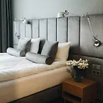 Stary Rynek Premium Apartments: Old Market Square Elegance Apartment *