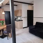 Apartment Stary Rynek Premium Apartments: Old Market Square Elegance Poznan