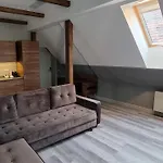 Stary Rynek Premium Apartments: Old Market Square Elegance