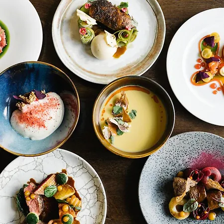 Ratuszova Stary Rynek Old Market Premium & Restaurant Ad 1954 דירה