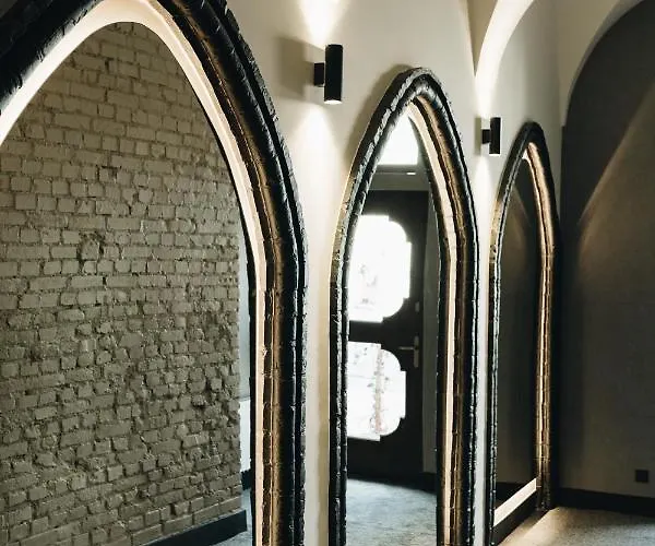 Ratuszova Stary Rynek Old Market Boutique Residence & Restaurant