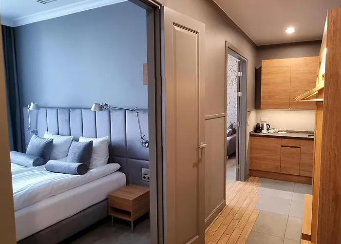 Ratuszova & Restaurant - Stary Rynek Old Market