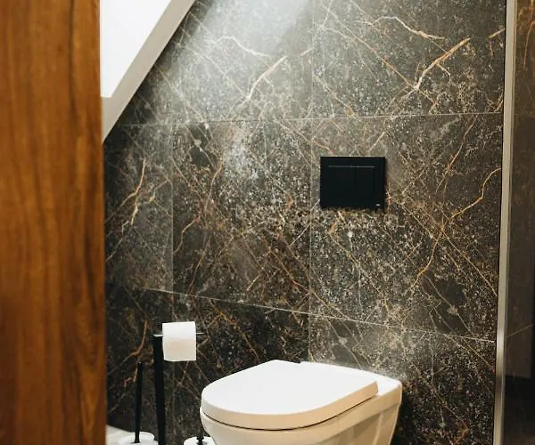 Ratuszova & Restaurant - Stary Rynek Old Market